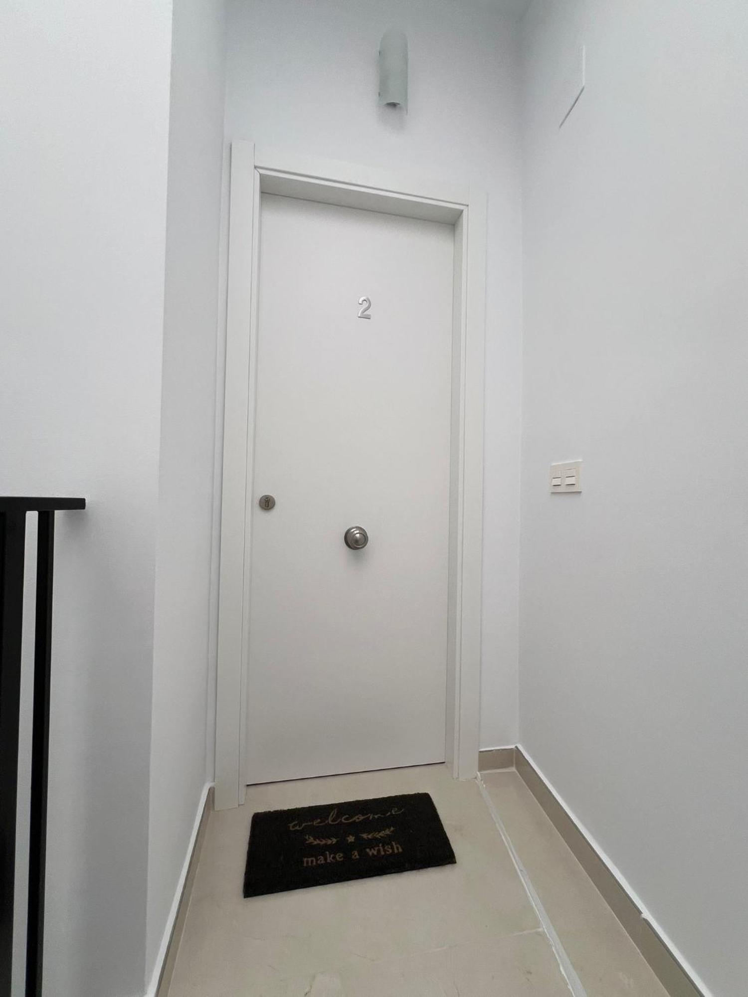 דירות Castellón de la Plana White House מראה חיצוני תמונה